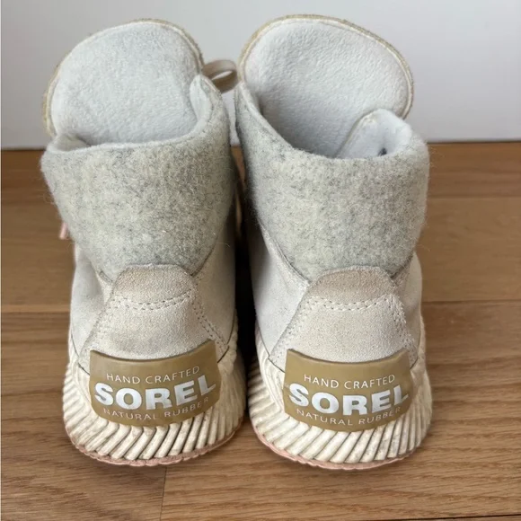 Sorel Women's Out 'N About Conquest Boots - Chalk/Sea Salt - Picture 5 of 8